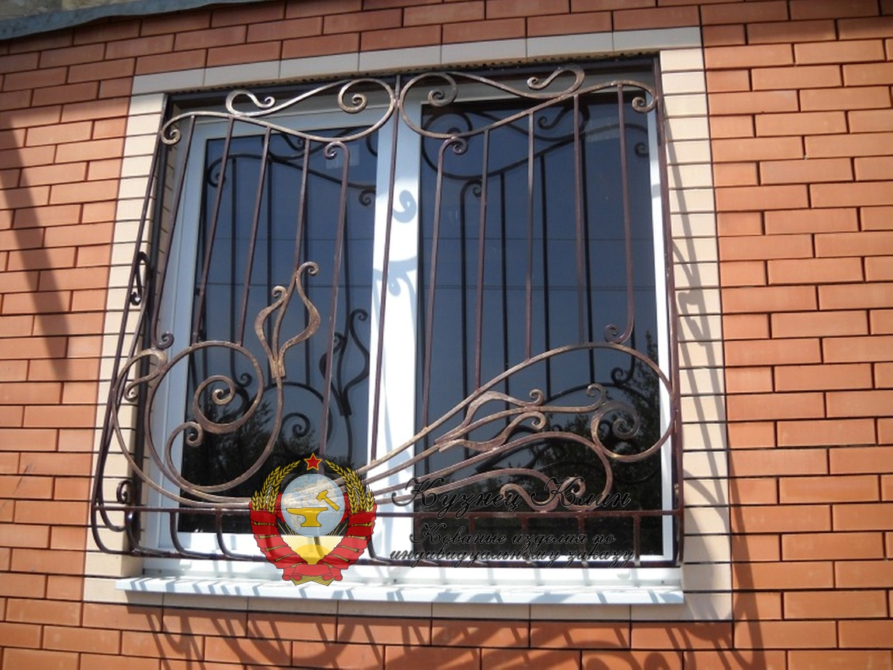 Кованая решетка с дутым рисунком