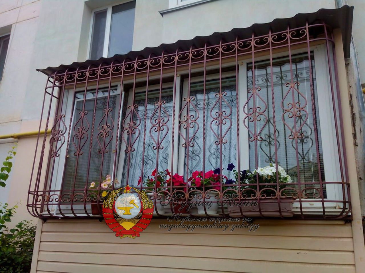 Кованые решетки на лоджию