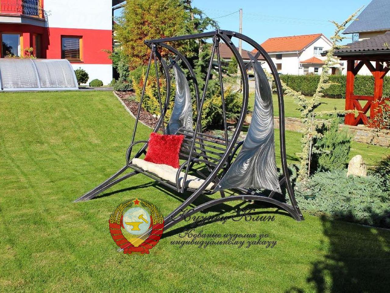 Кованые качели с плазменной резкой