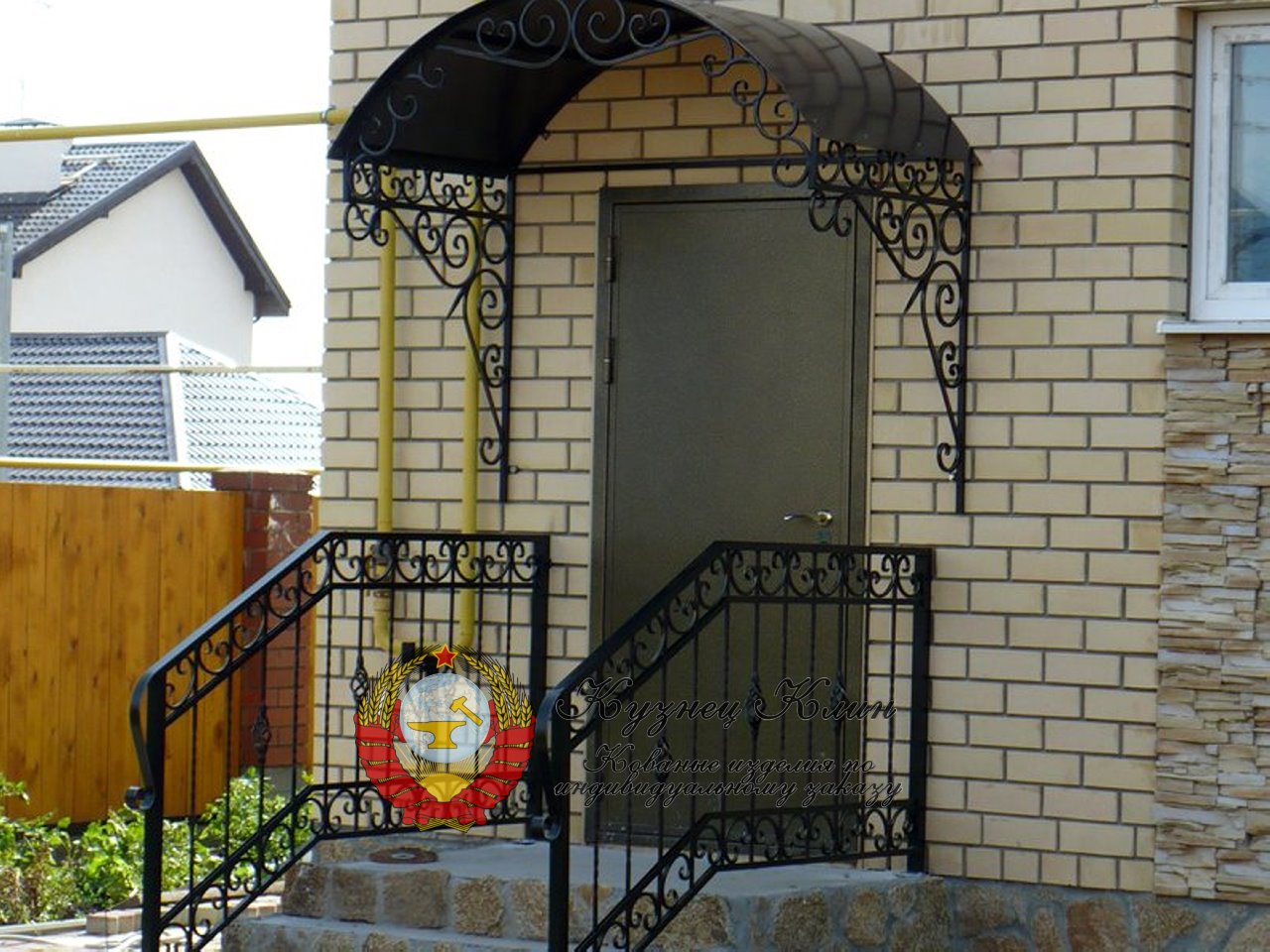 Перила простые с козырьком