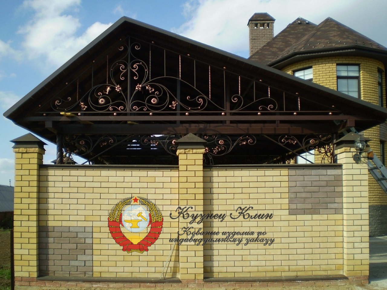 Автонавес кованый двускатный