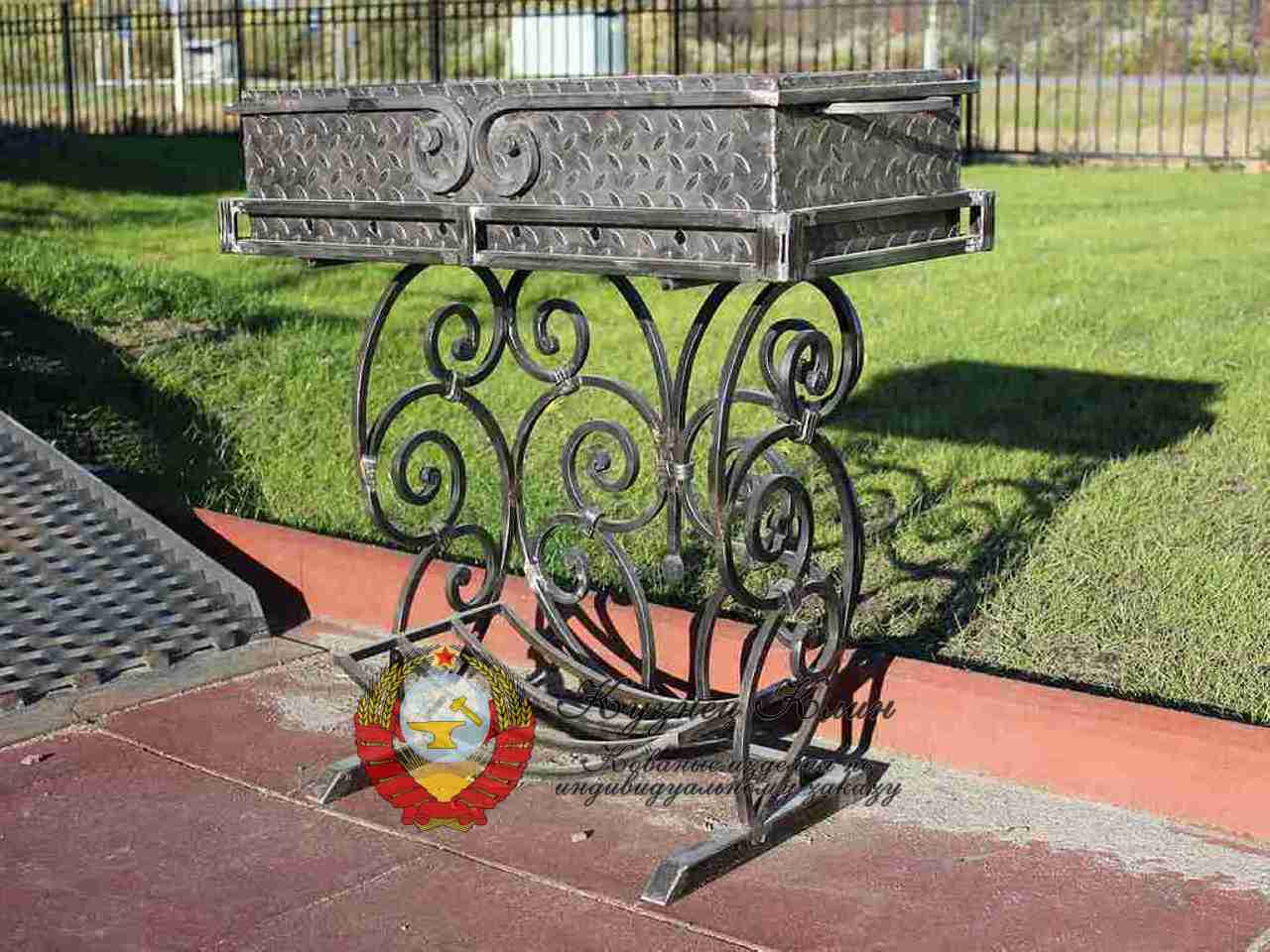 Кованый мангал из рефленки