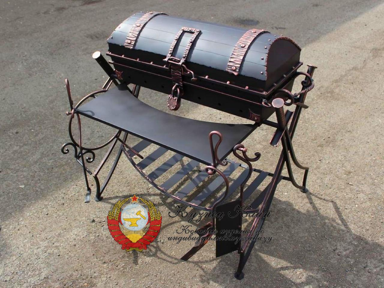 Кованый мангал сундучек со столом