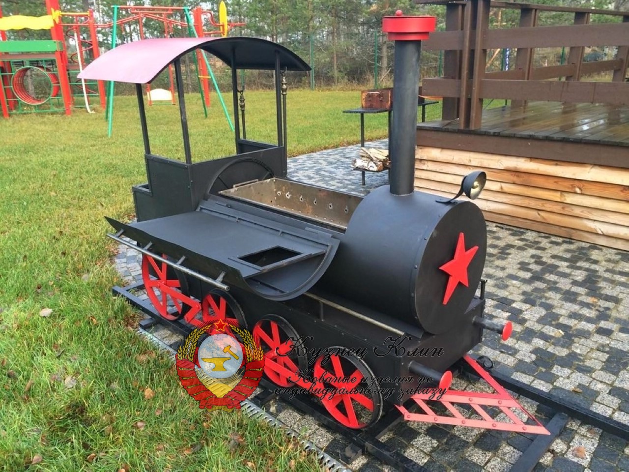 Кованый паровоз мангал на ходу