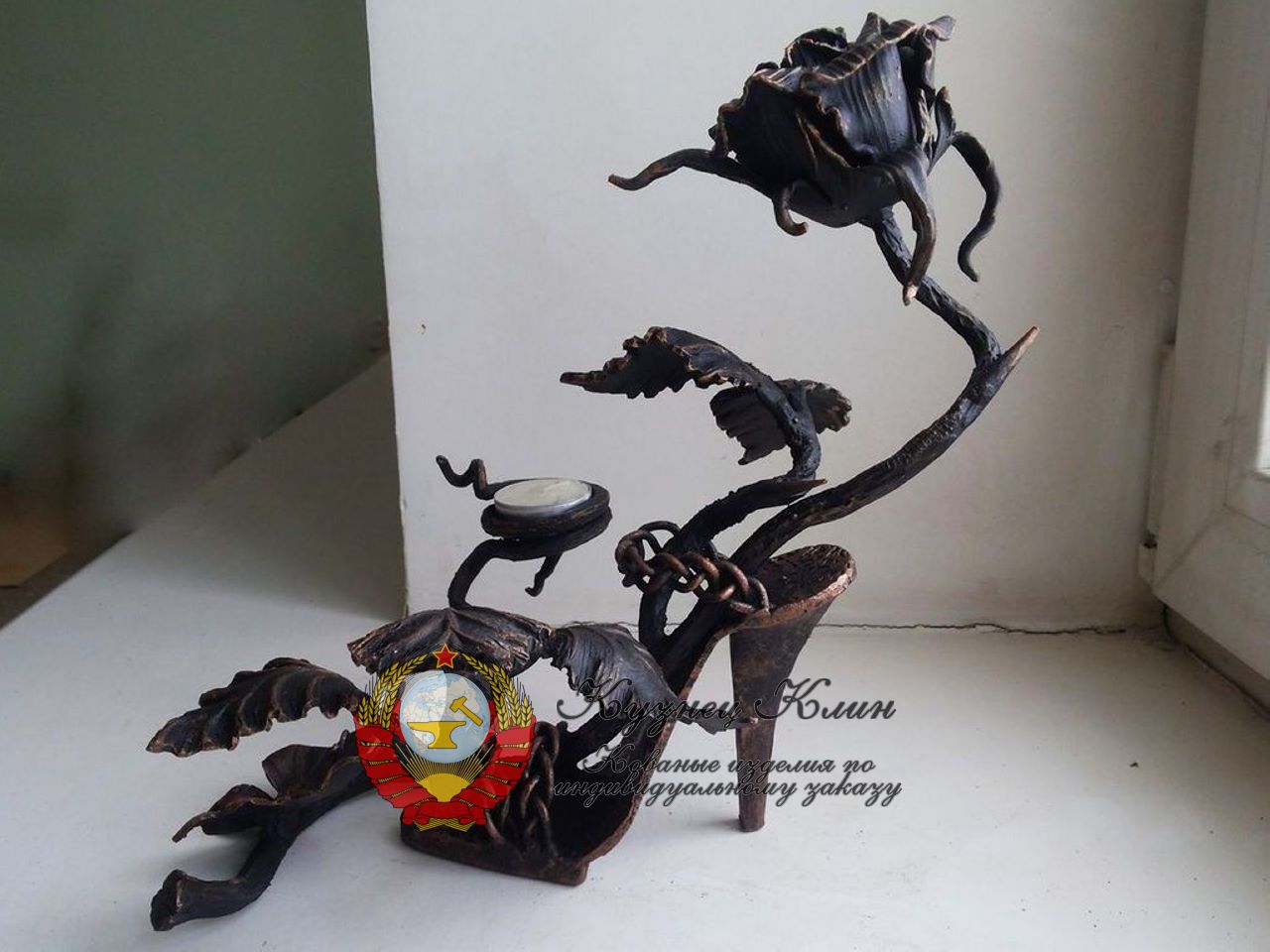 Кованый подсвечник итальянская роза