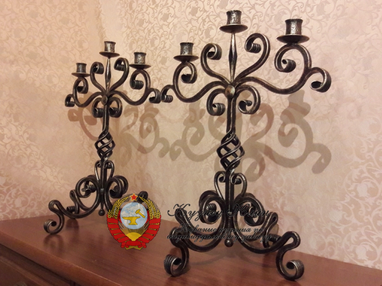 Кованый подсвечник настольный