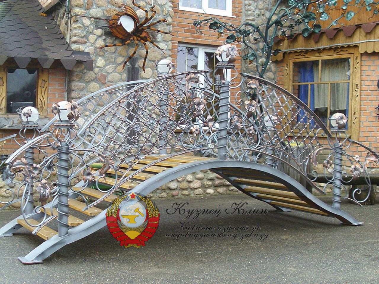 Кованый мостик королевский с освещением