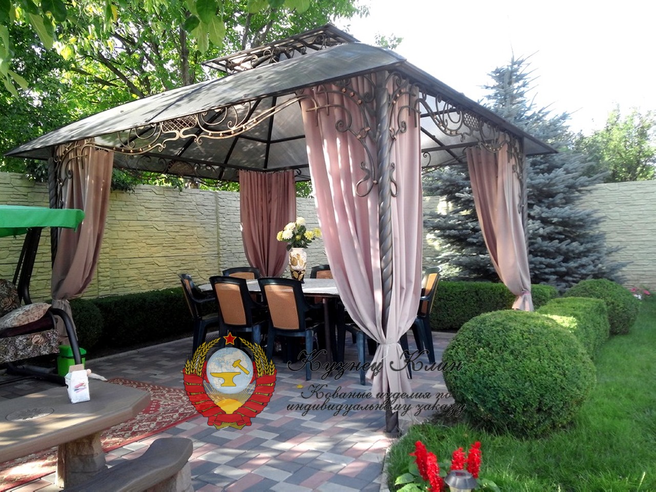 Кованая беседка шатер