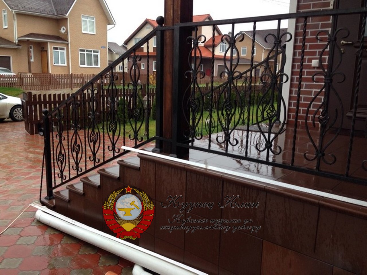 Кованые перила с простыми балясинами