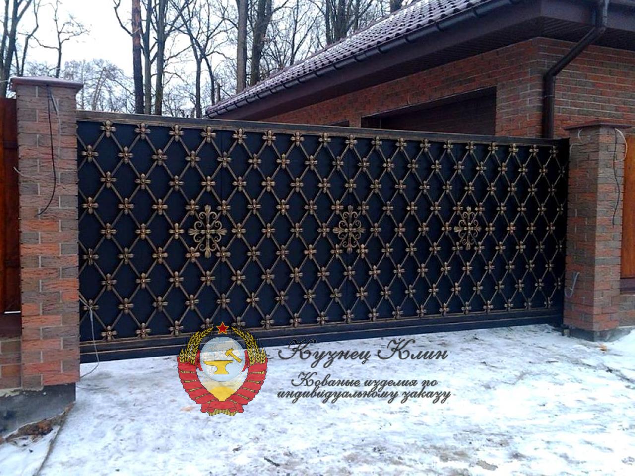 Кованые ворота откатные с автоматикой