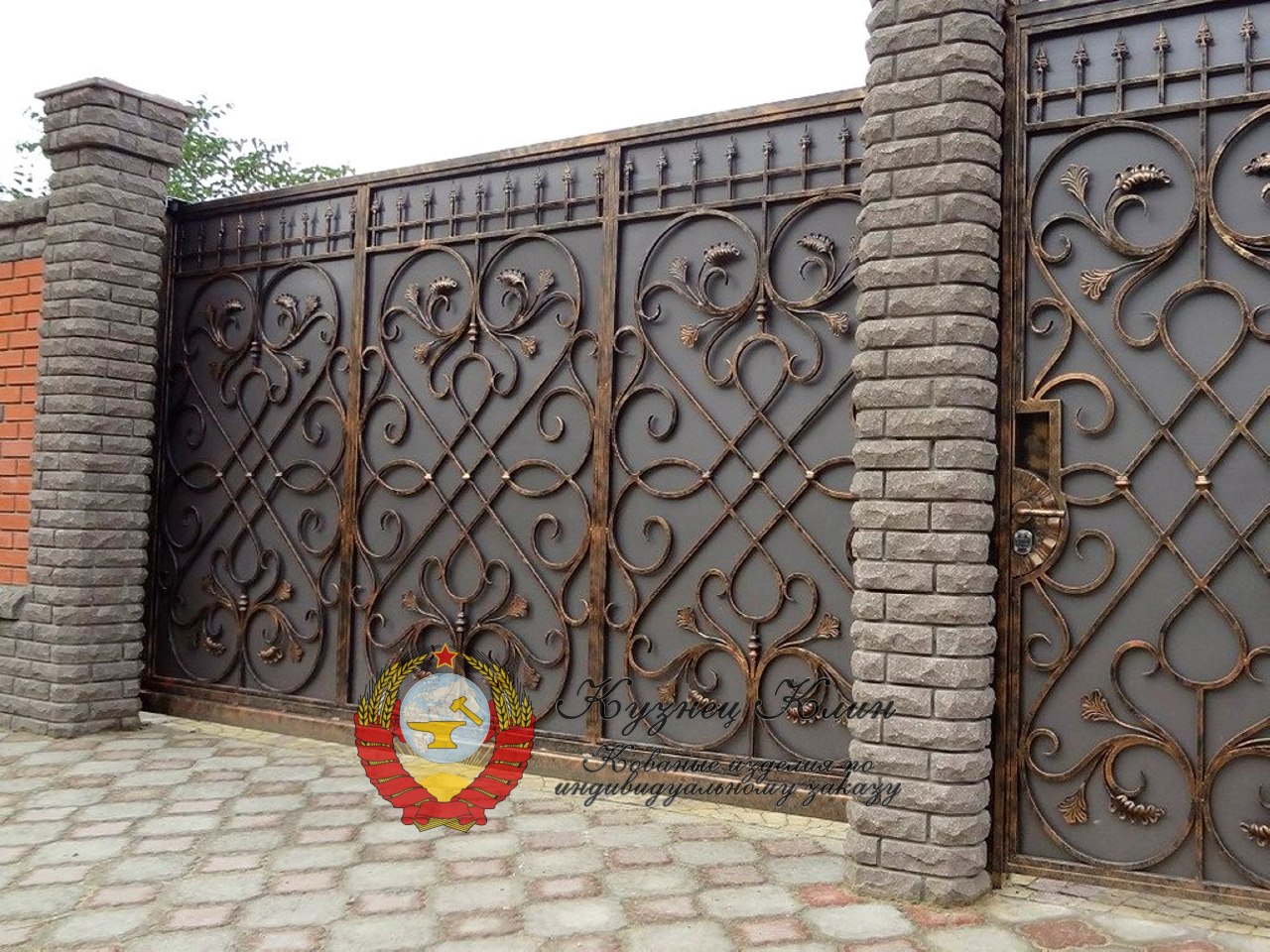 Кованые ворота с автоматикой откатные