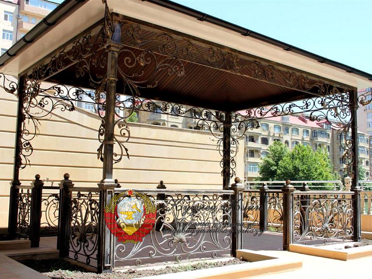 Кованая беседка в Итальянском стиле