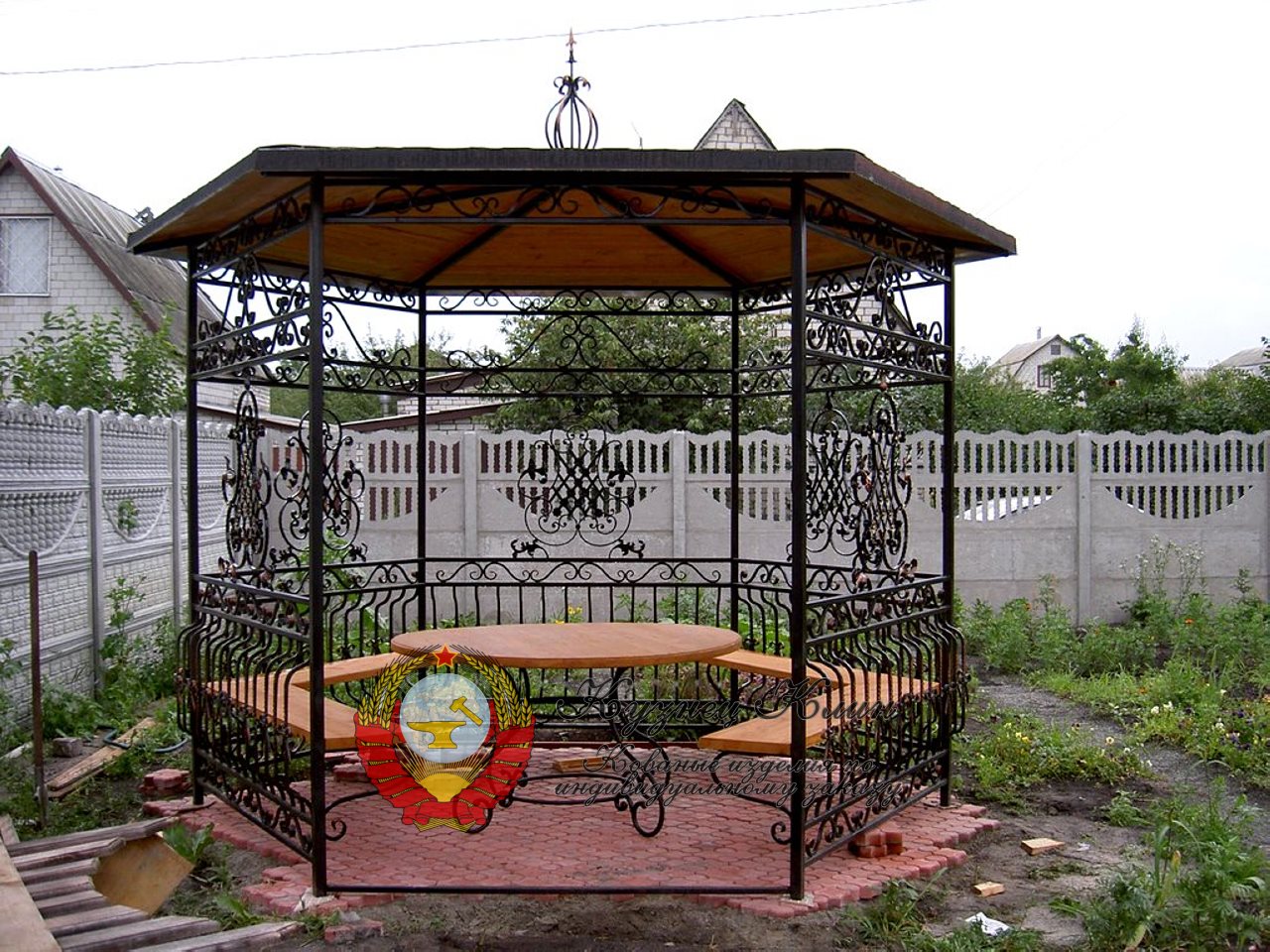 Кованая беседка модульная дутая