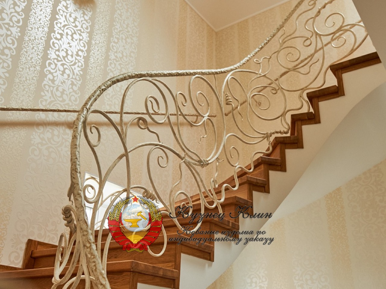Кованые перила белые витые