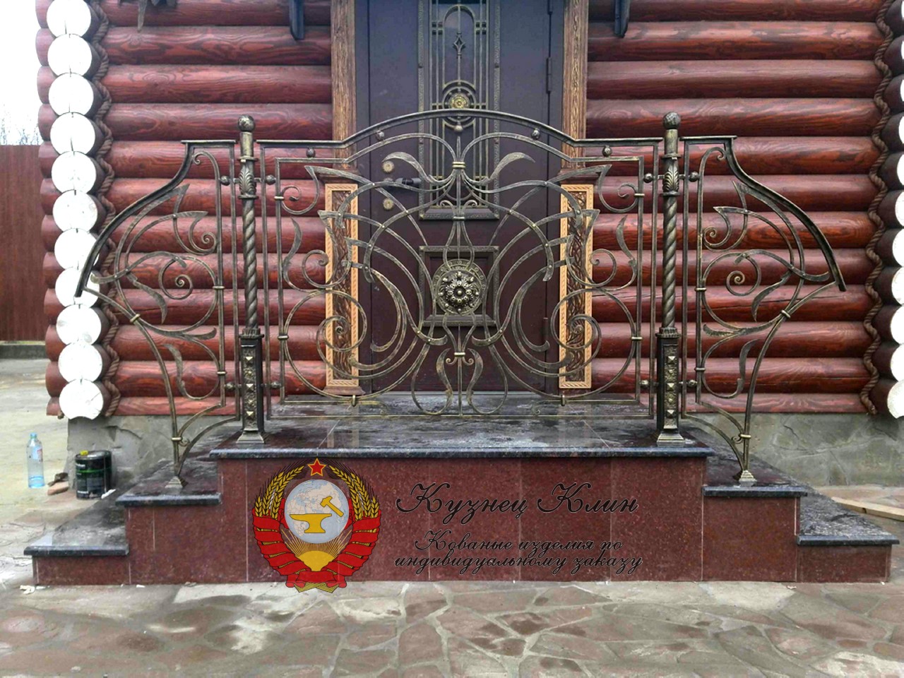 Кованые перила на входную группу