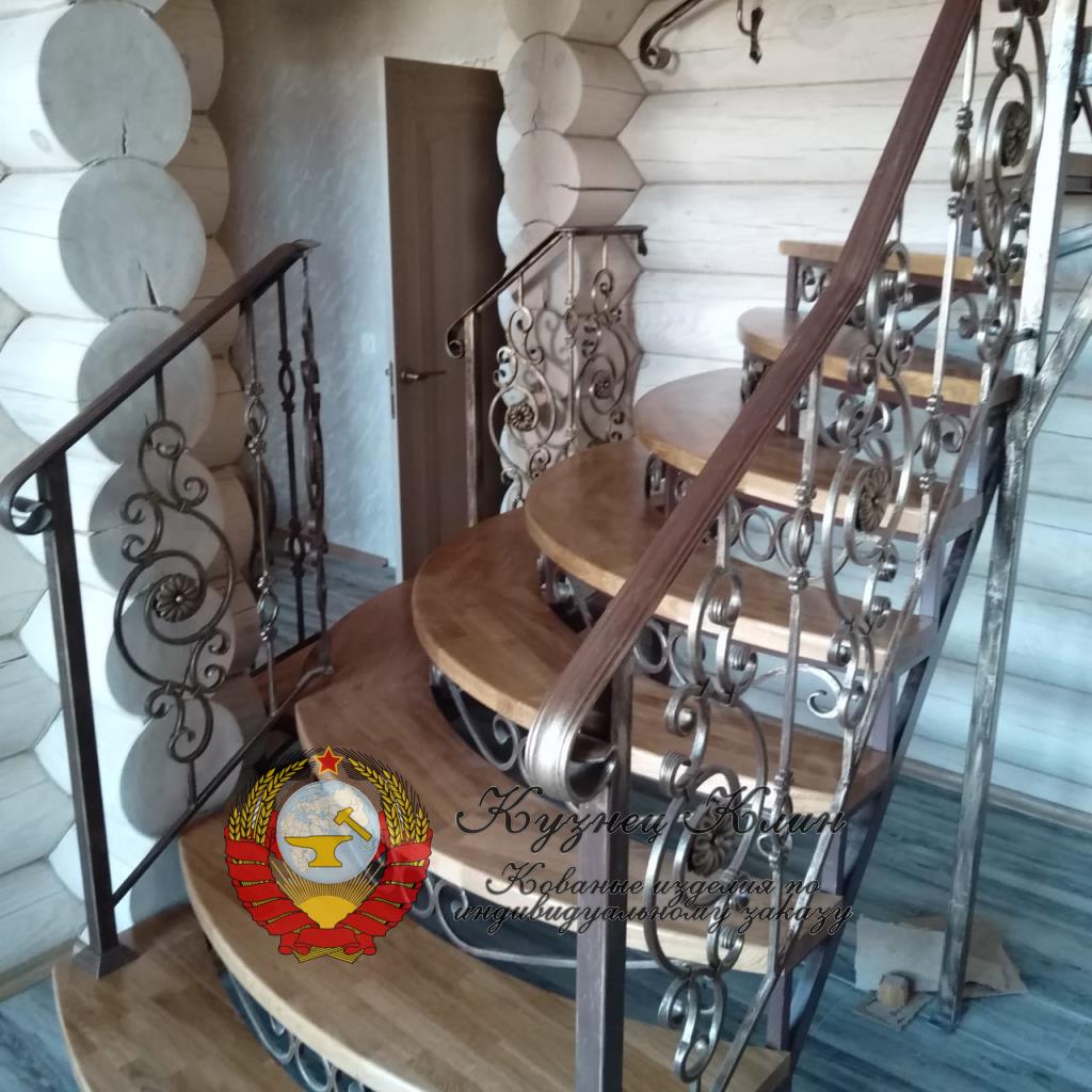г. ВОЛОВОЛАМСК КОВАНАЯ ЛЕСТНИЦА