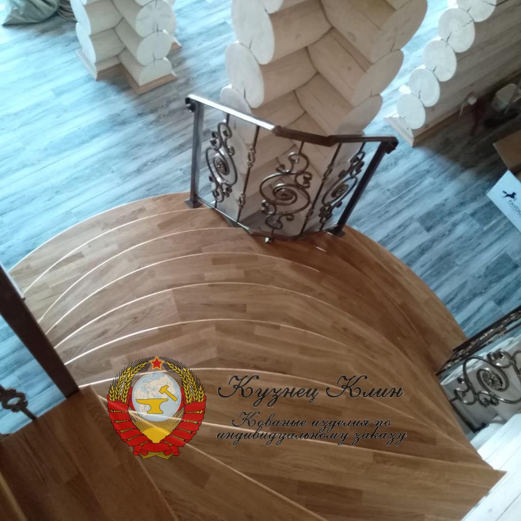 г. ВОЛОКОЛАМСК КОВАНАЯ ЛЕСНИЦА С ДВУМЯ В ХОДАМИ