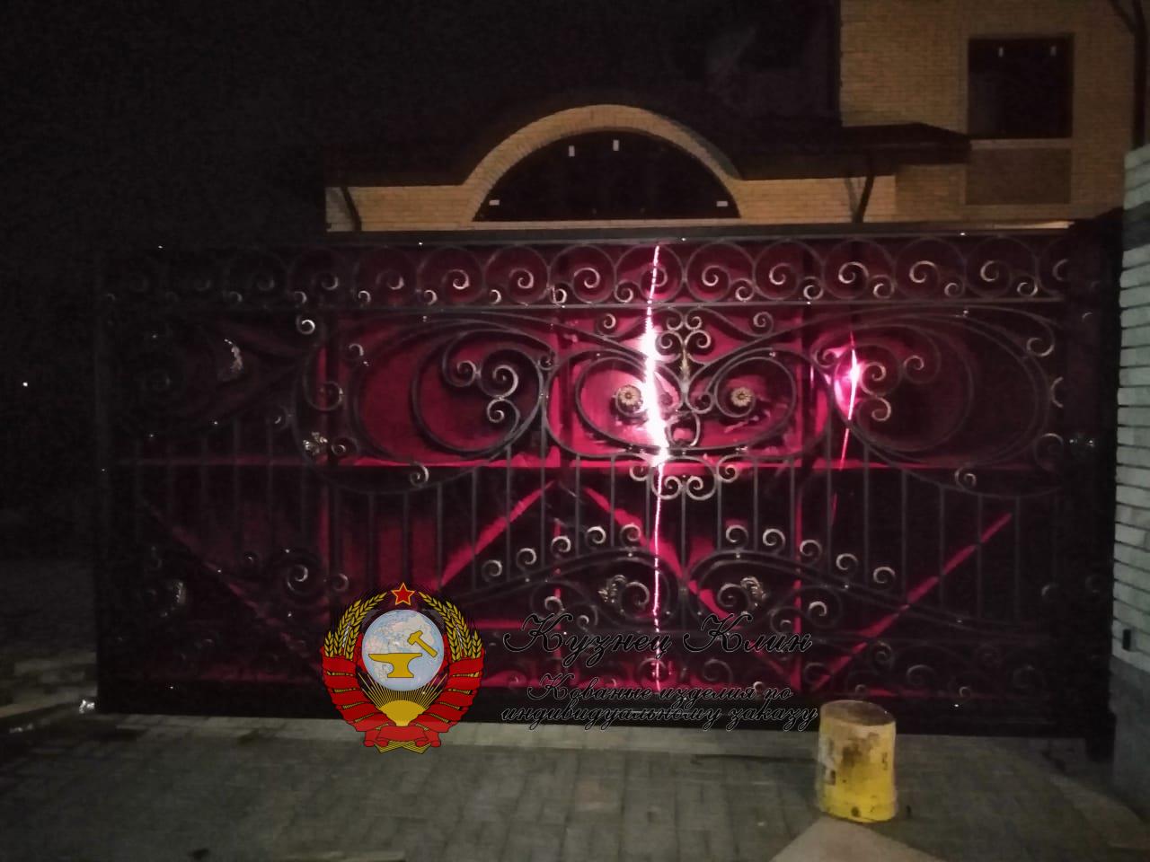 г. ИСТРА КОВАНЫЕ ВОРОТА ОТКАТНЫЕ