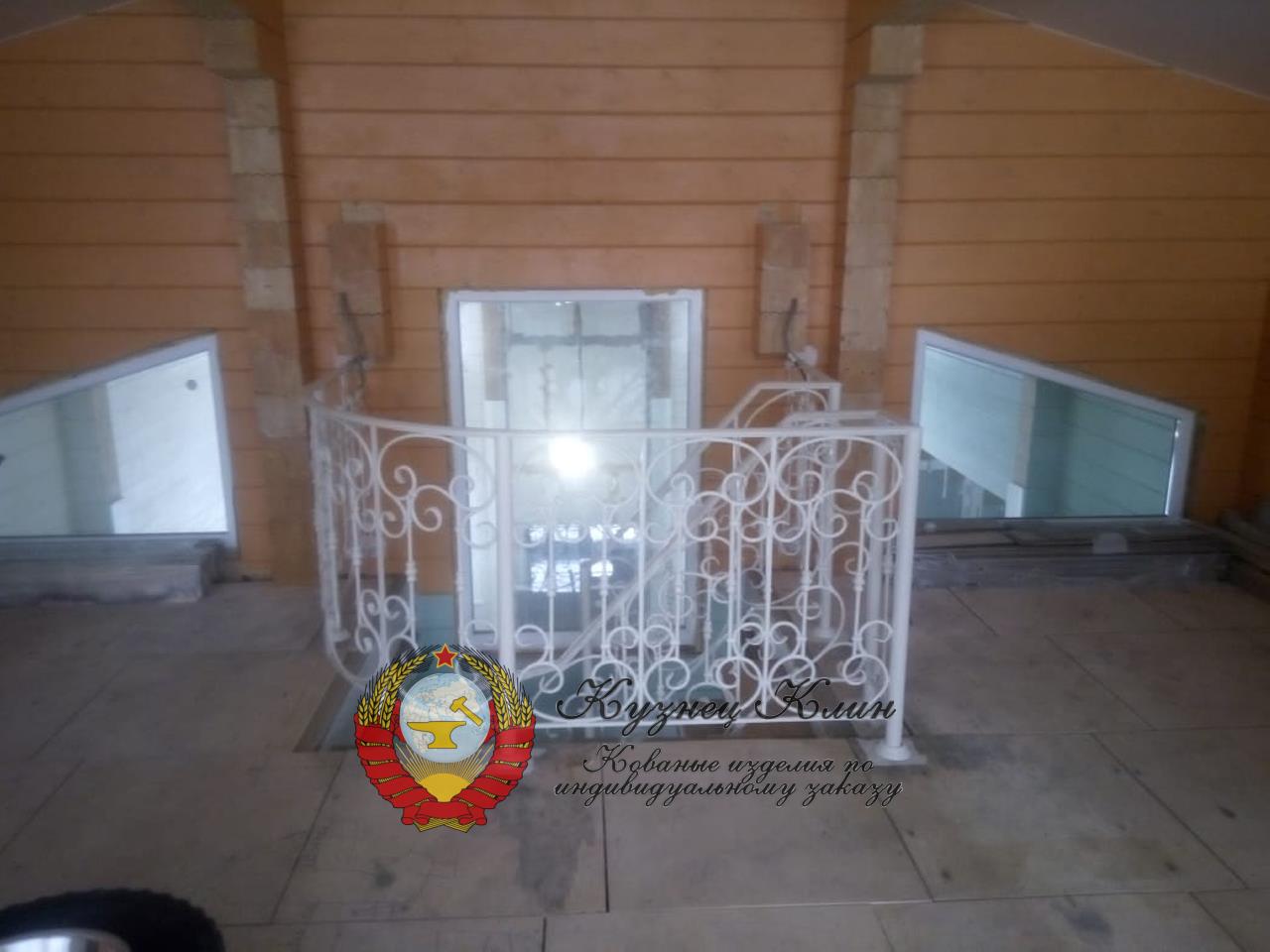 г.ДОМОДЕДОВО КОВАНАЯ ЛЕСТНИЦА ВЫХОД НА ВТОРОЙ ЭТАЖ