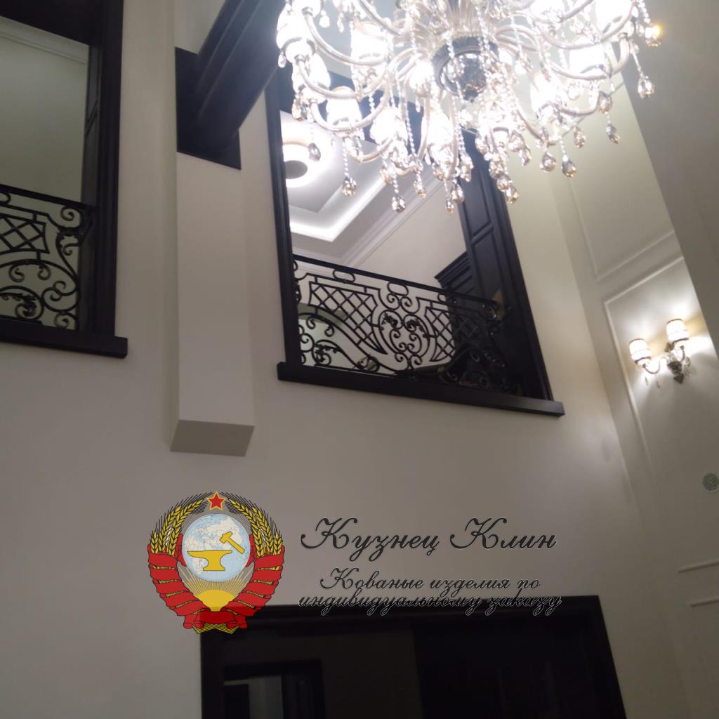 г.ПУШКИНО КОВАНЫЙ БАЛКОН