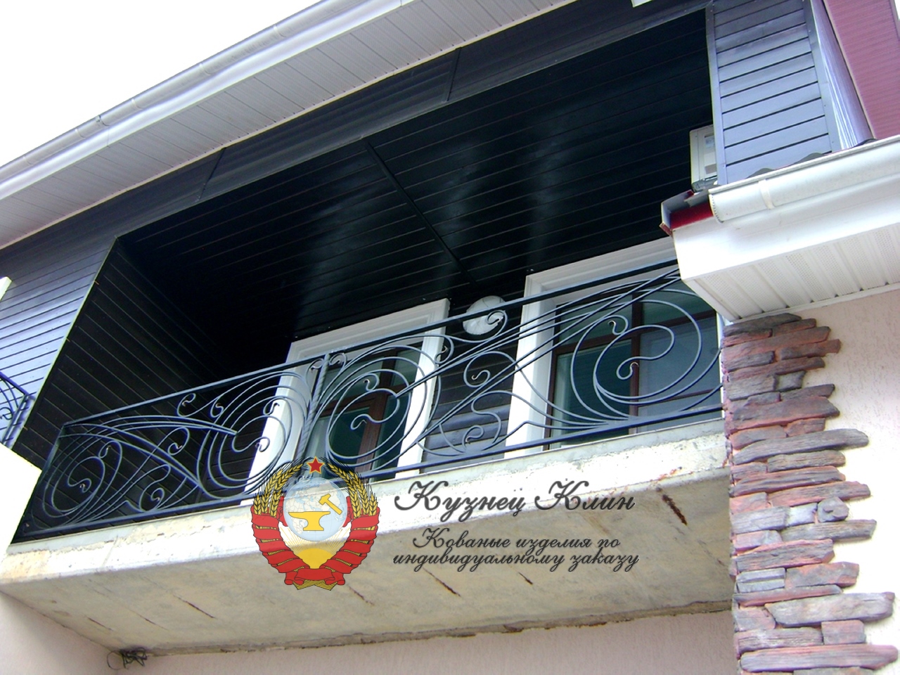 Кованое ограждение балкона прямое