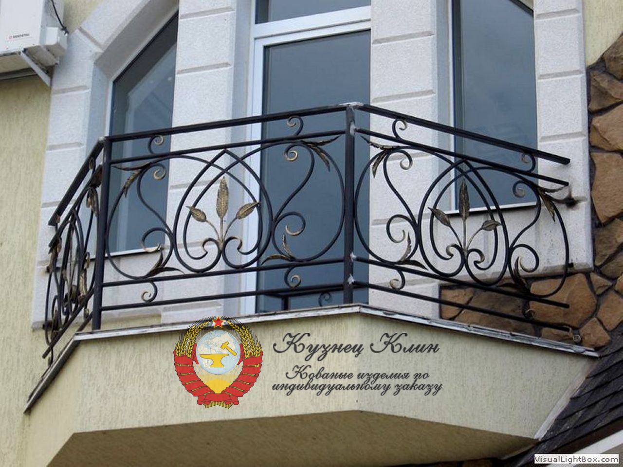 Кованое ограждение эркер