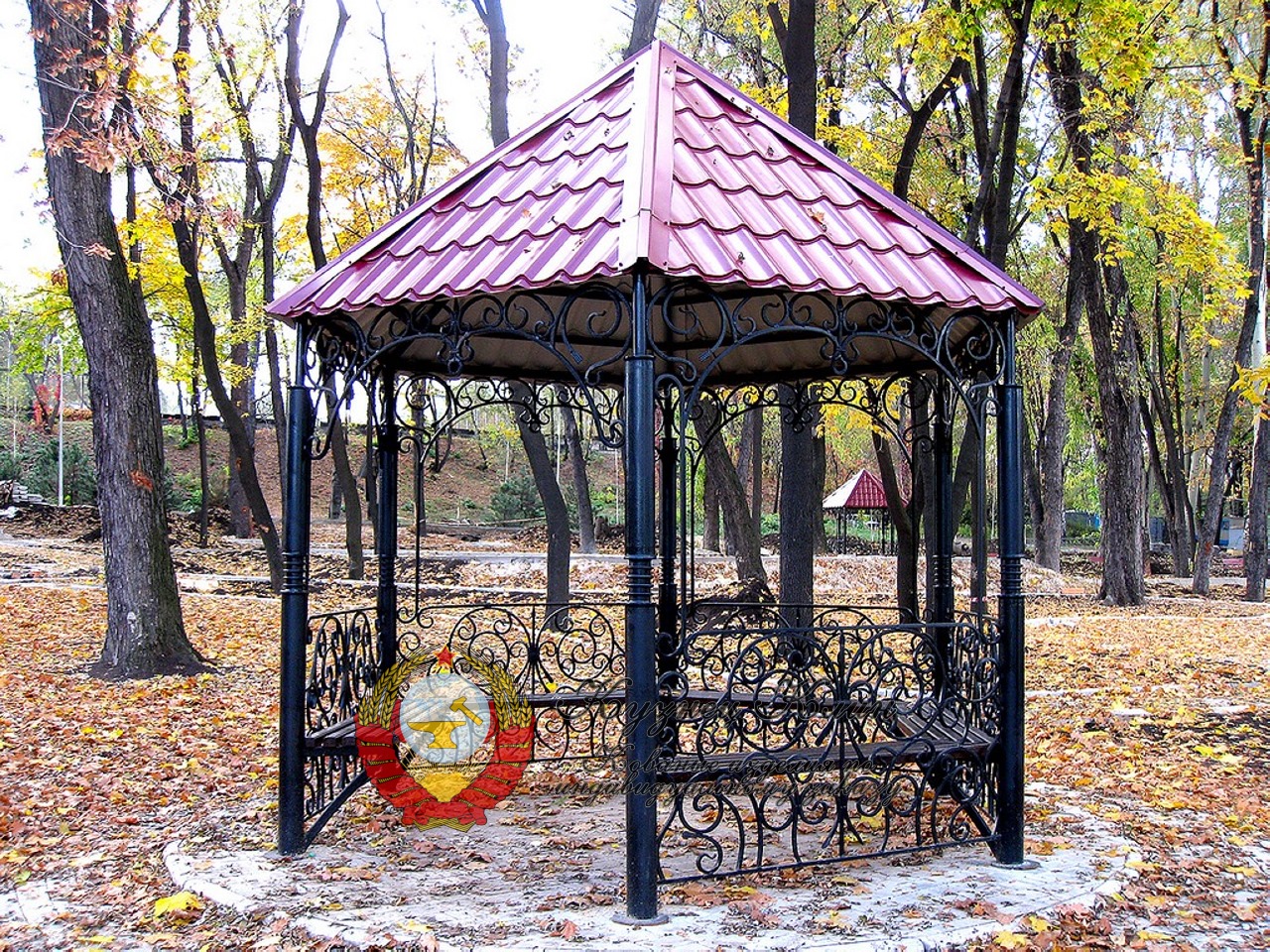 Кованая беседка малая