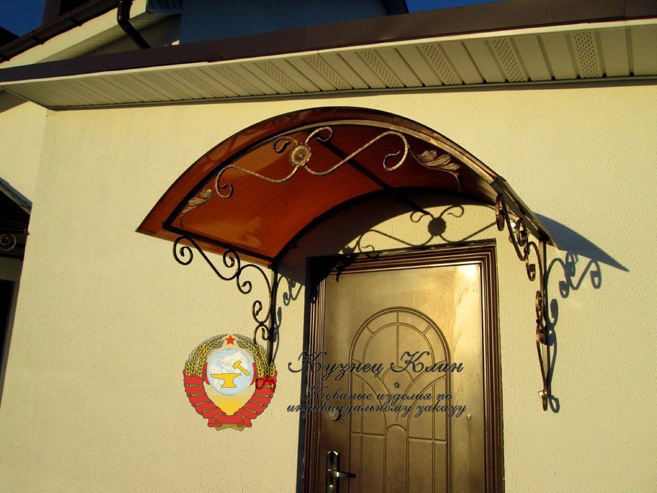 Козырек с ковкой простой