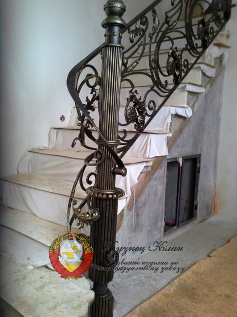 Кованая колонна приглашение