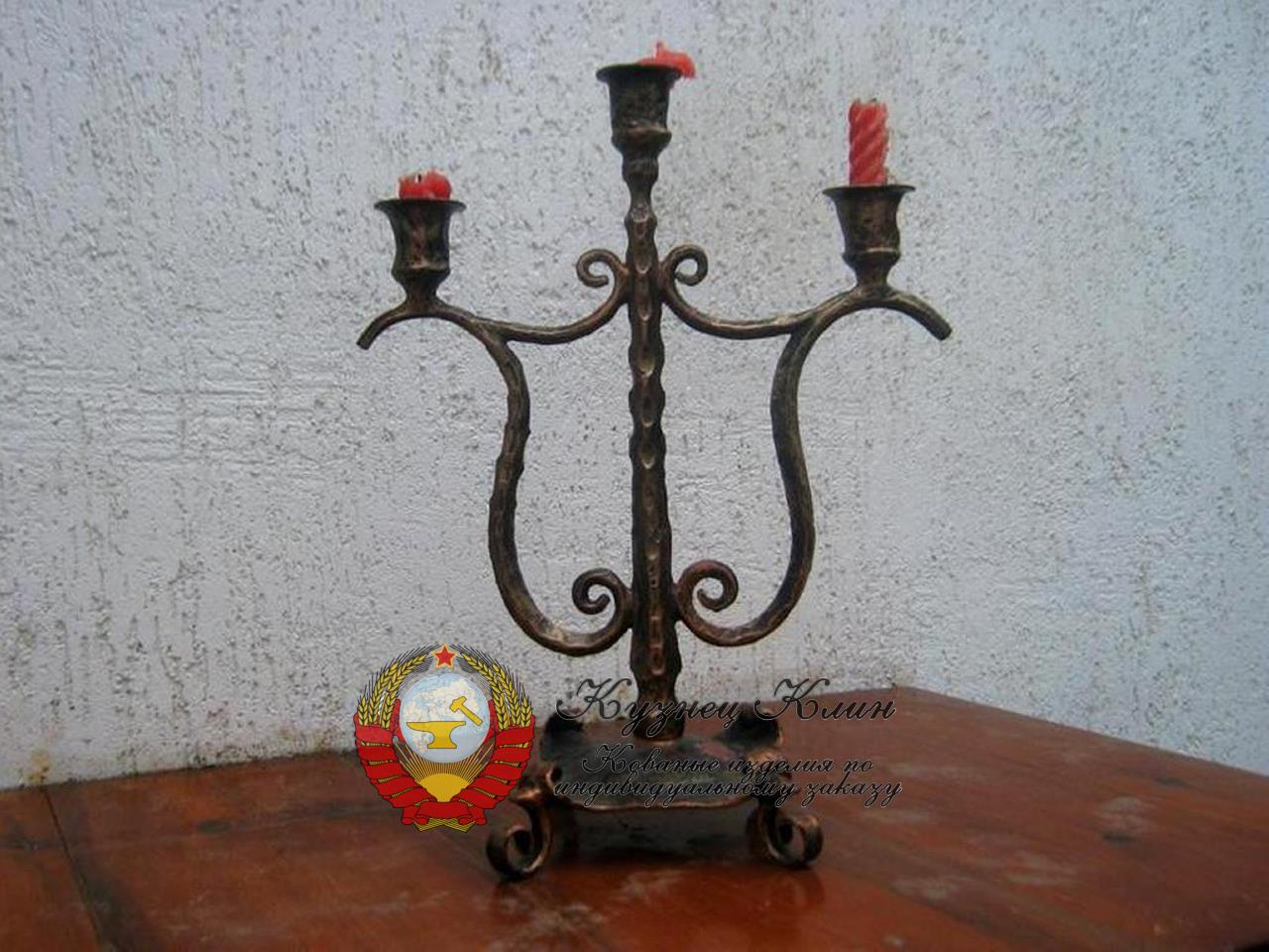 Подсвечник кованый простой